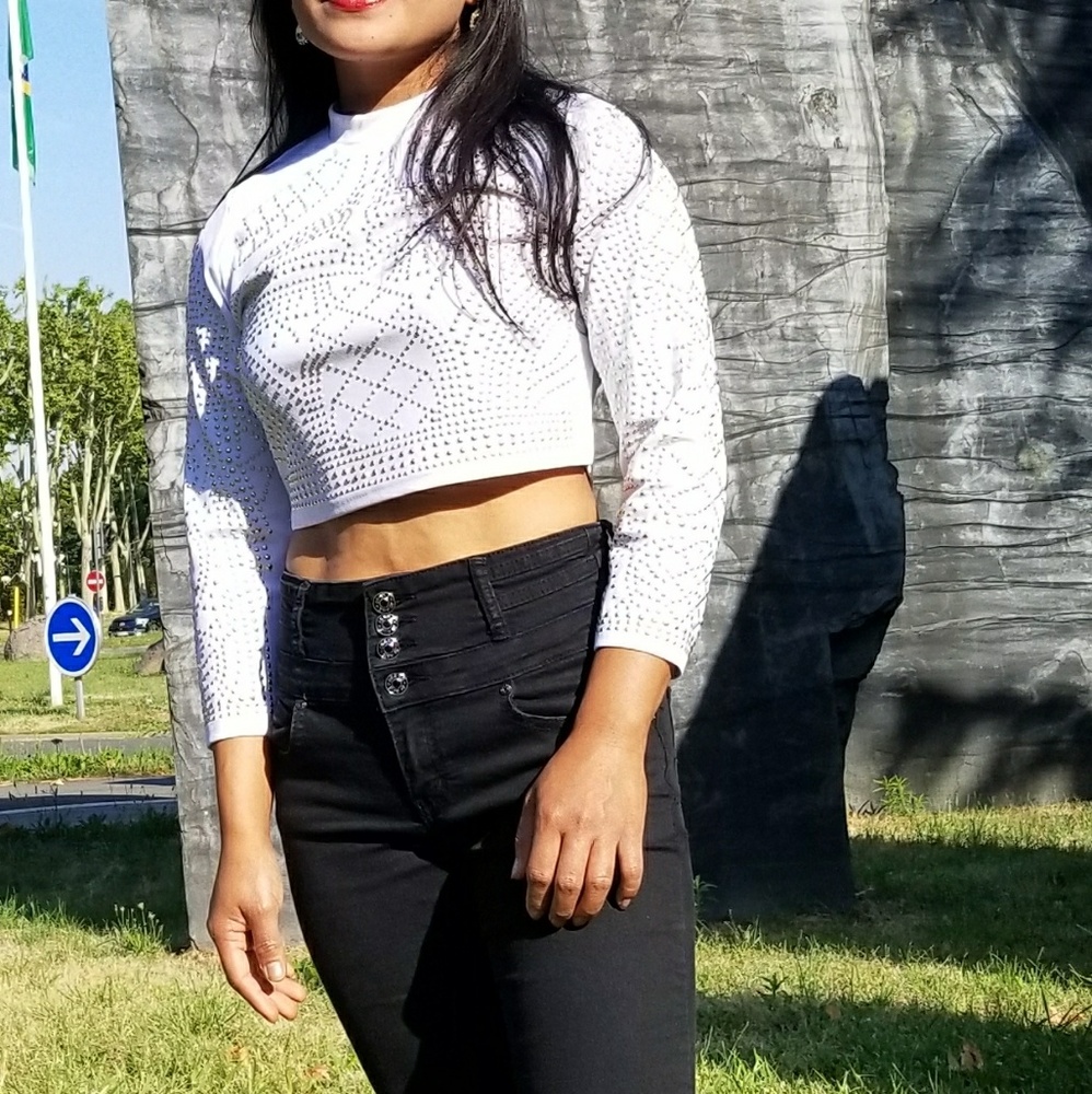 Gorgeous white crop  top